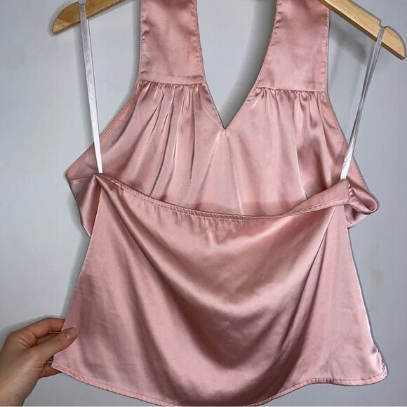 Superdown Amerie Pleated Halter Top - Picture 8 of 10